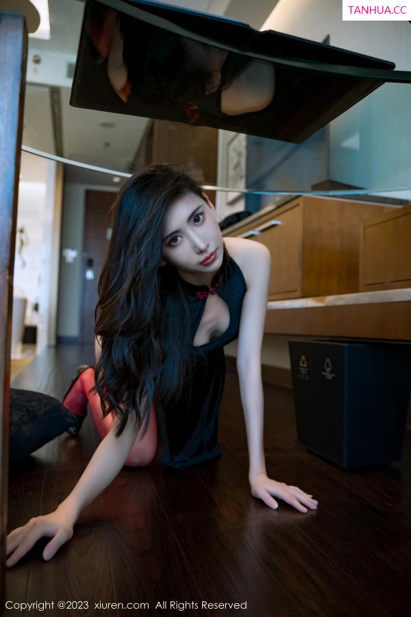   [XiuRen]高清写真图 2023.07.24 No.7128 章芃芃第36张图片